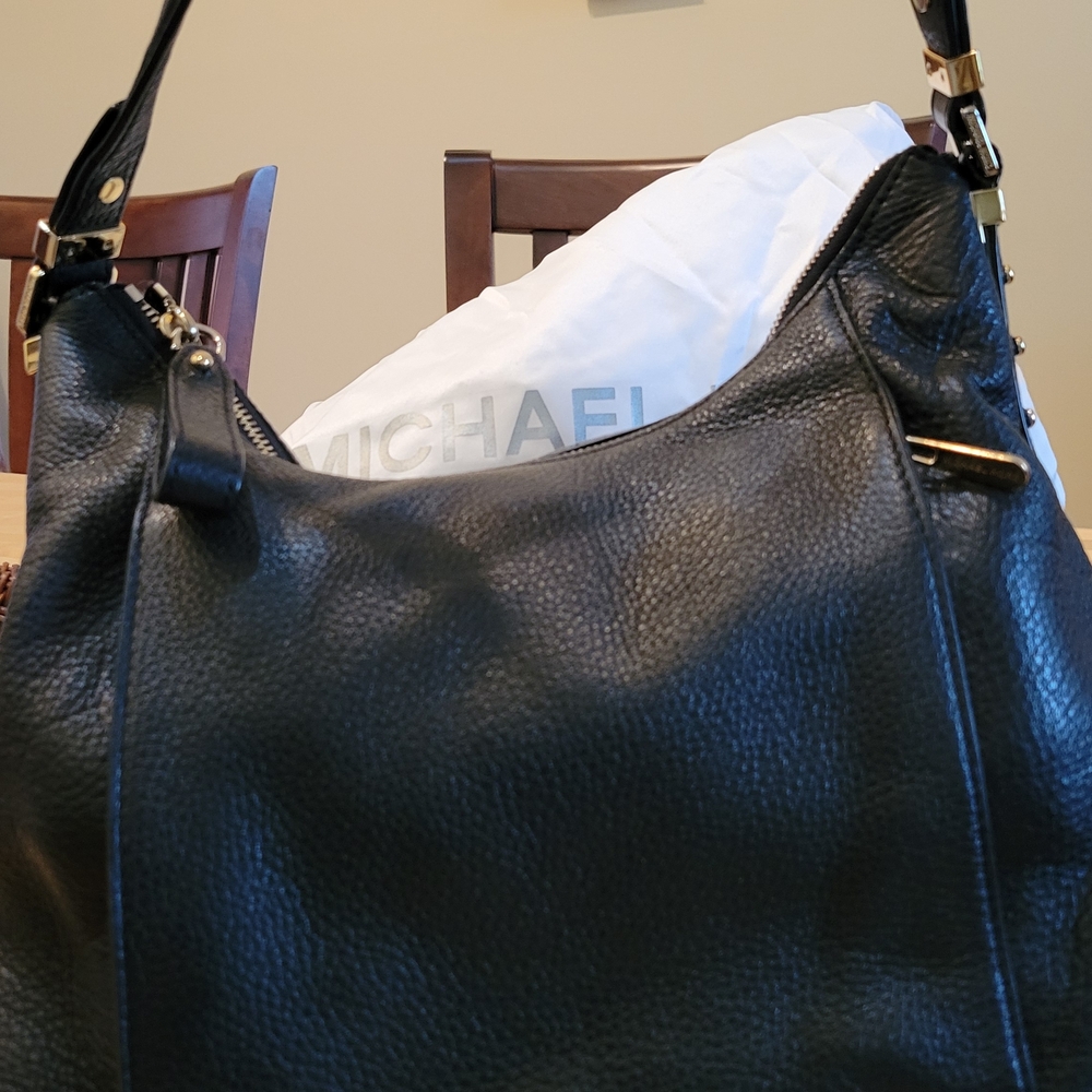 Michael Kors Black Leather Bowery Large Shoulder Bag